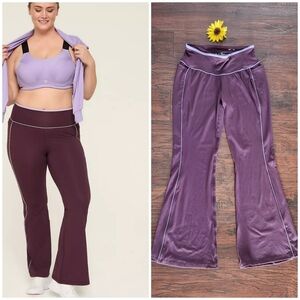 LIVI High-Rise LIVI Soft Flare Legging for LANE BRYANT 🩷💜